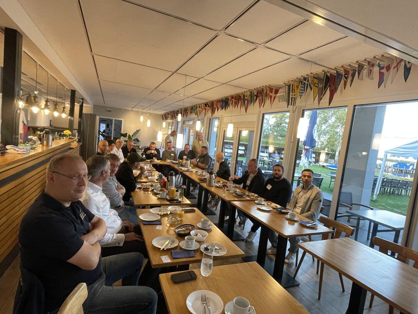 Unternehmer-Fr&uuml;hst&uuml;ck von BNI Steinhuder Meer im Seglerverein Gro&szlig;enheidorn